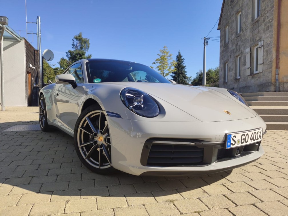 Porsche 911 Carrera — Foto: André Paixão/G1