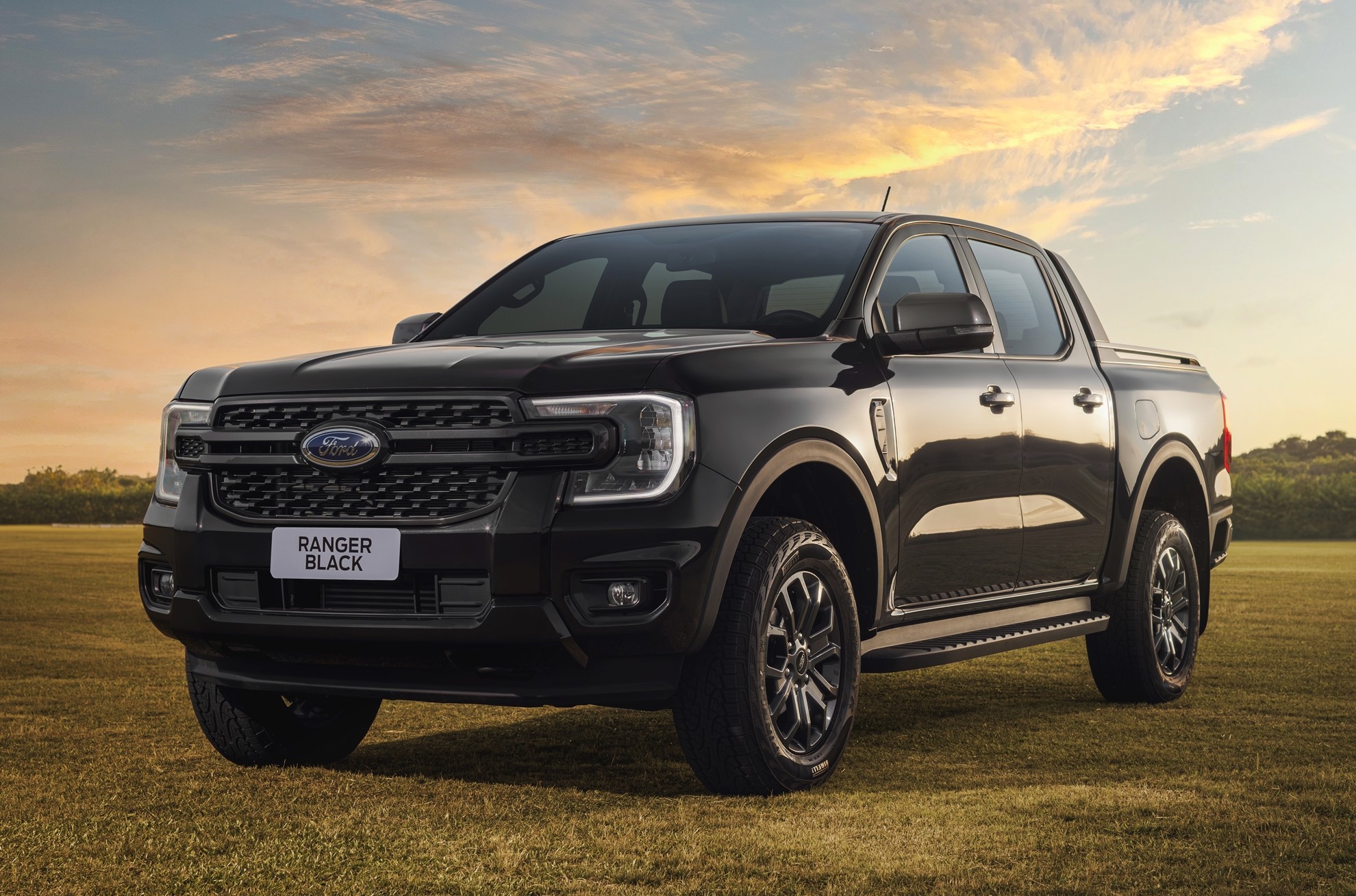 Ford Ranger Black 2025: o que é bom ou faz falta na versão de R$ 219.990