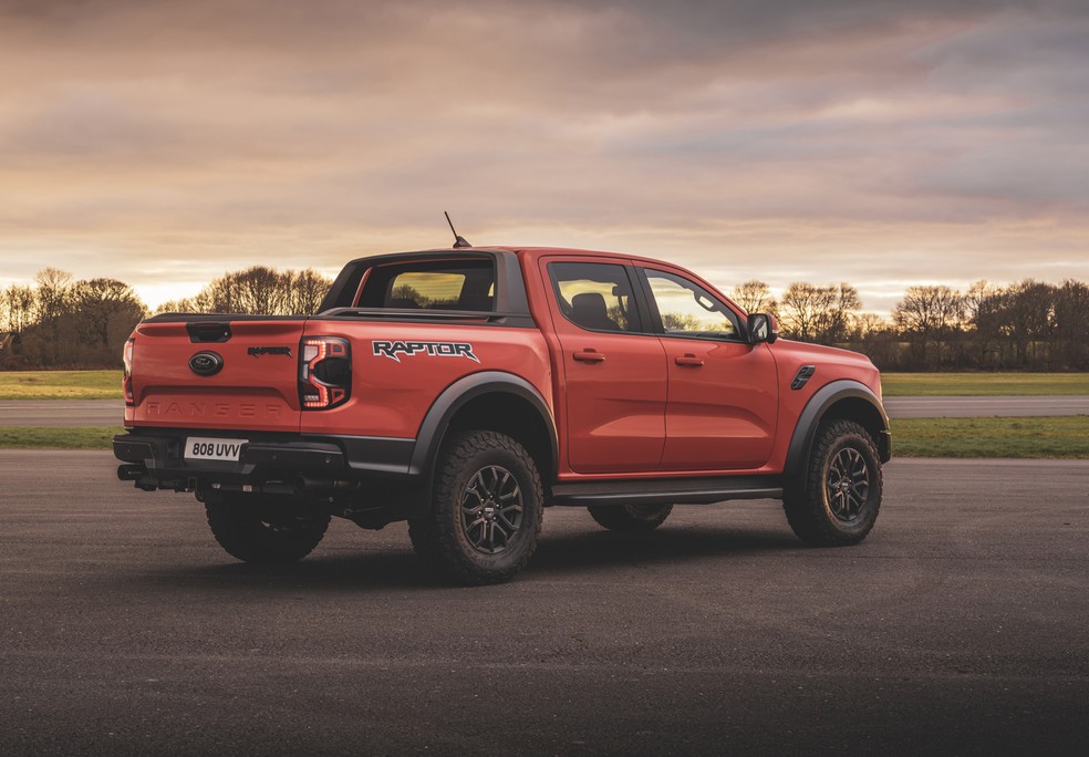 Nova Ford Ranger será lançada no Brasil nesta semana e deve superar os R$  300 mil 