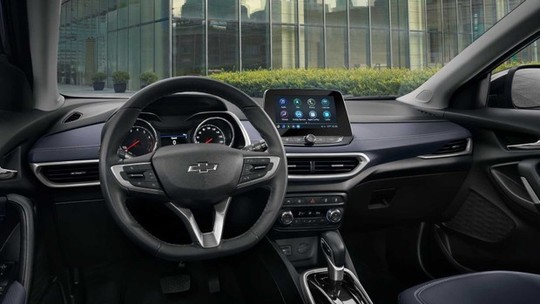 Este é o interior do novo Chevrolet Tracker 2020; Porta-malas cresce, mas ainda perde para o Honda HR-V