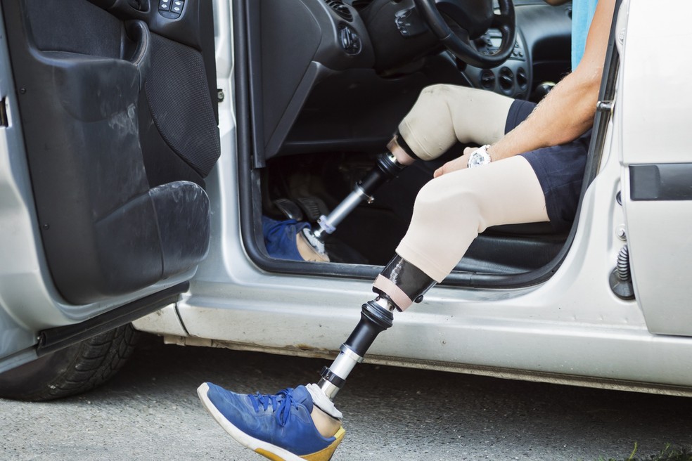 Carros de motoristas com deficiência estão isentos de IPVA em todo o Brasil — Foto: Getty Images