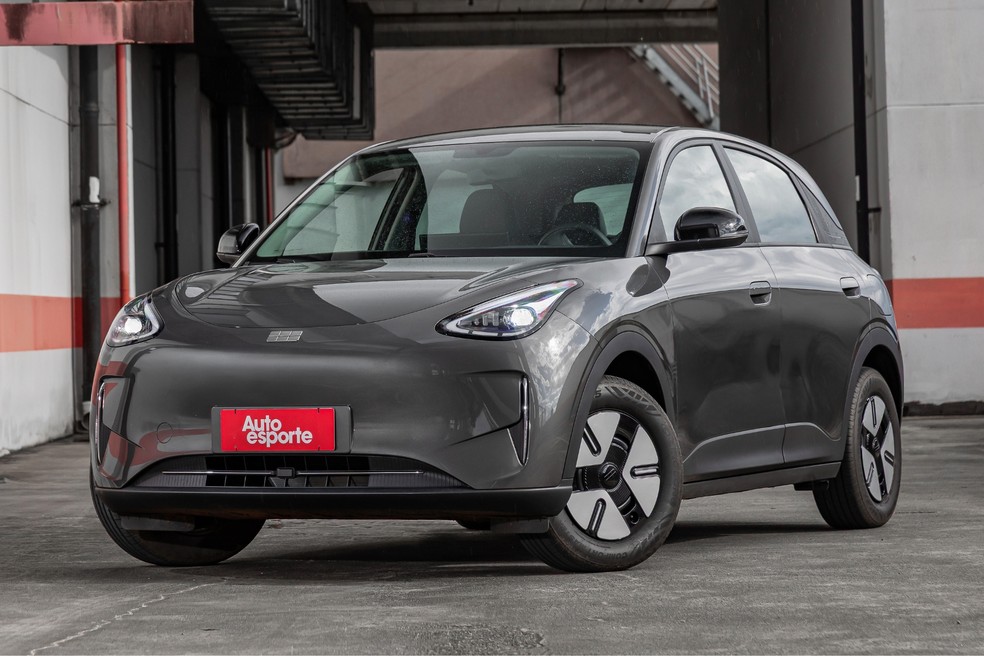 Geely EX2 � o �nico da categoria com tra��o traseira � Foto: Renato Dur�es/Autoesporte