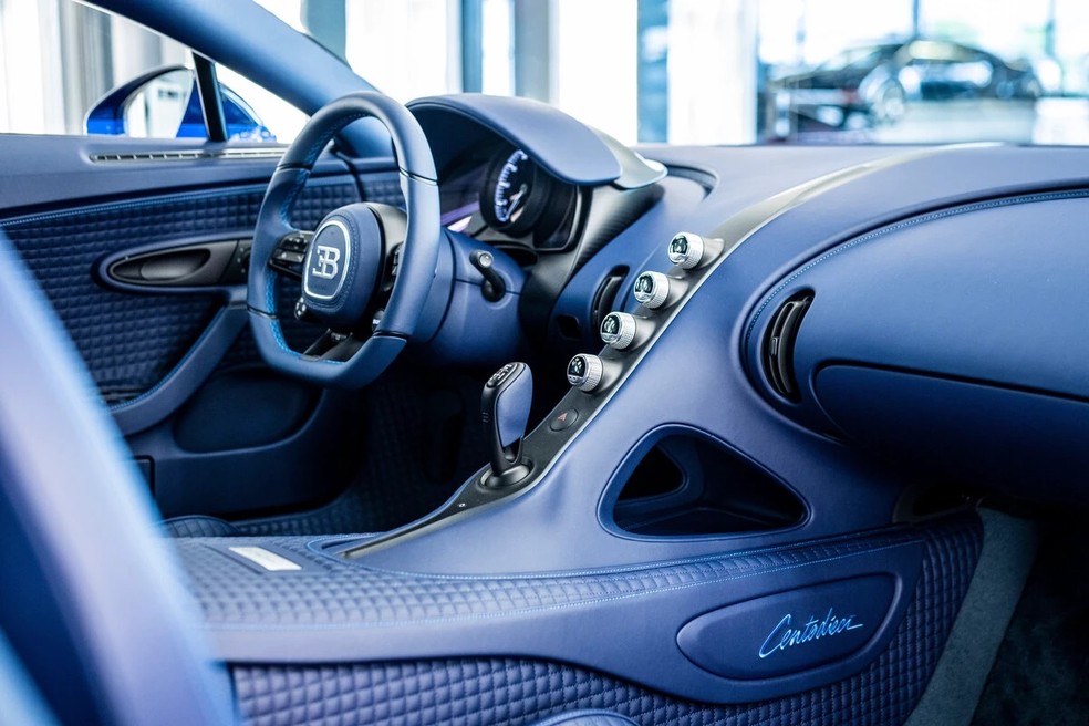 Interior do Bugatti Centodieci precisa de mais de 16 semanas para ficar pronto — Foto: Divulgação