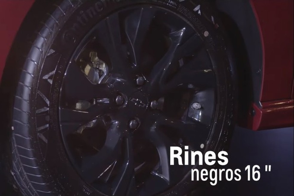 Rodas pretas de 16 polegadas são de série na linha RS (Foto: Divulgação) — Foto: Auto Esporte