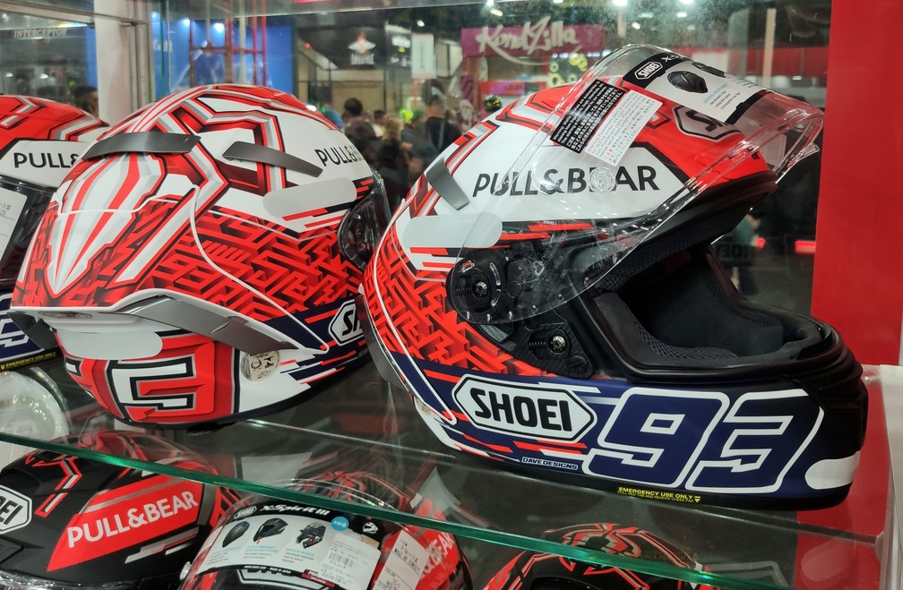 Capacete do campeão de motovelocidade, Marc Márquez — Foto: André Paixão/G1