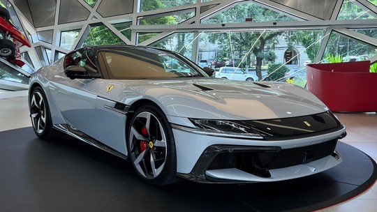 Ferrari 12Cilindri é lançada no Brasil; veja preço do esportivo de 830 cv