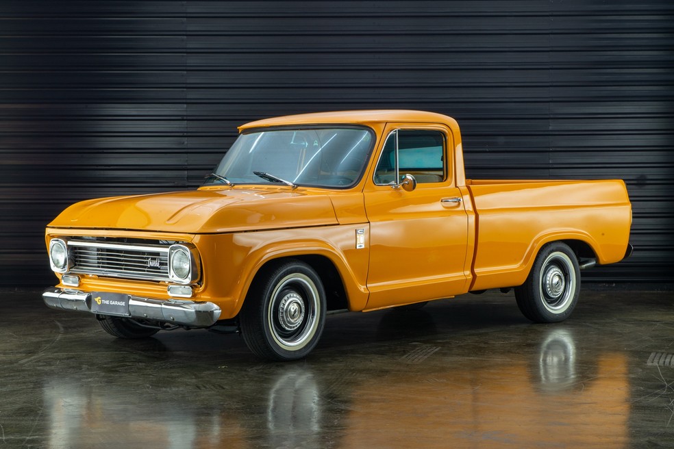Chevrolet C10 é lembrada como uma das picapes mais bonitas de sua época — Foto: Reprodução/The Garage