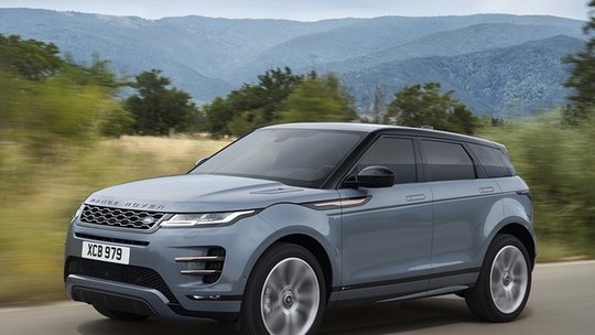 Capô invisível? Painel com três telas? Veja o que muda no novo Land Rover Evoque