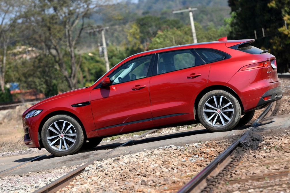 Jaguar F-Pace — Foto: Divulgação