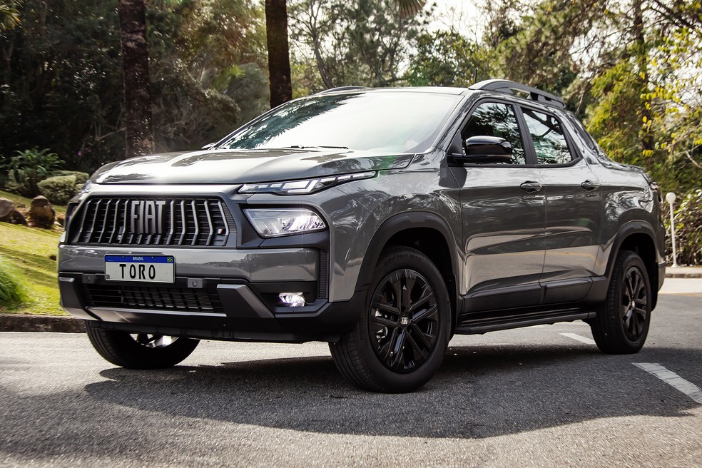Fiat Toro Ultra 2026 muda a grade dianteira  — Foto: Divulgação