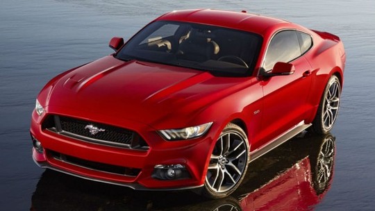 Primeira unidade do novo Mustang é leiloada por R$ 700 mil