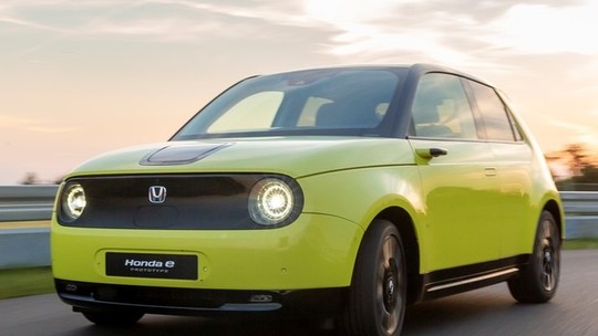Elétrico Honda e tem 148 cv e é inspirado no Civic de primeira geração