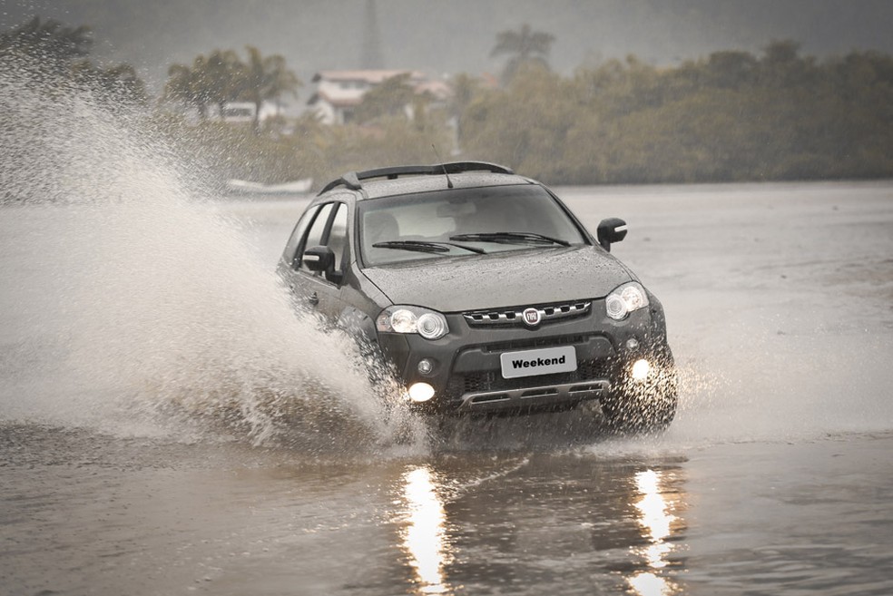 A Weekend foi a última perua fabricada no Brasil — Foto: Auto News Brasil