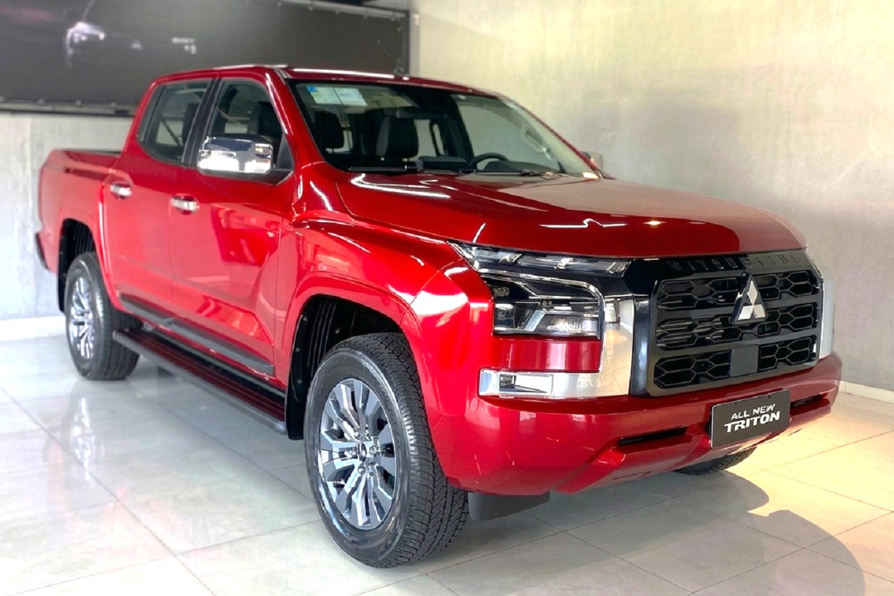 Mitsubishi Triton HPE sai a preço de Rampage com descontos nas lojas