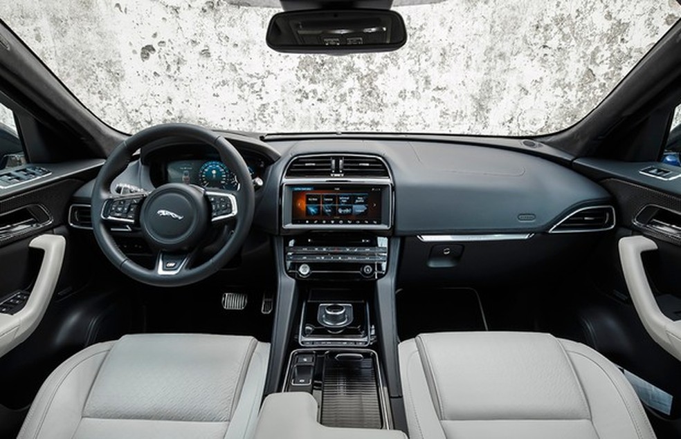 Interior do Jaguar F-Pace First Edition (Foto: Divulgação) — Foto: Auto Esporte