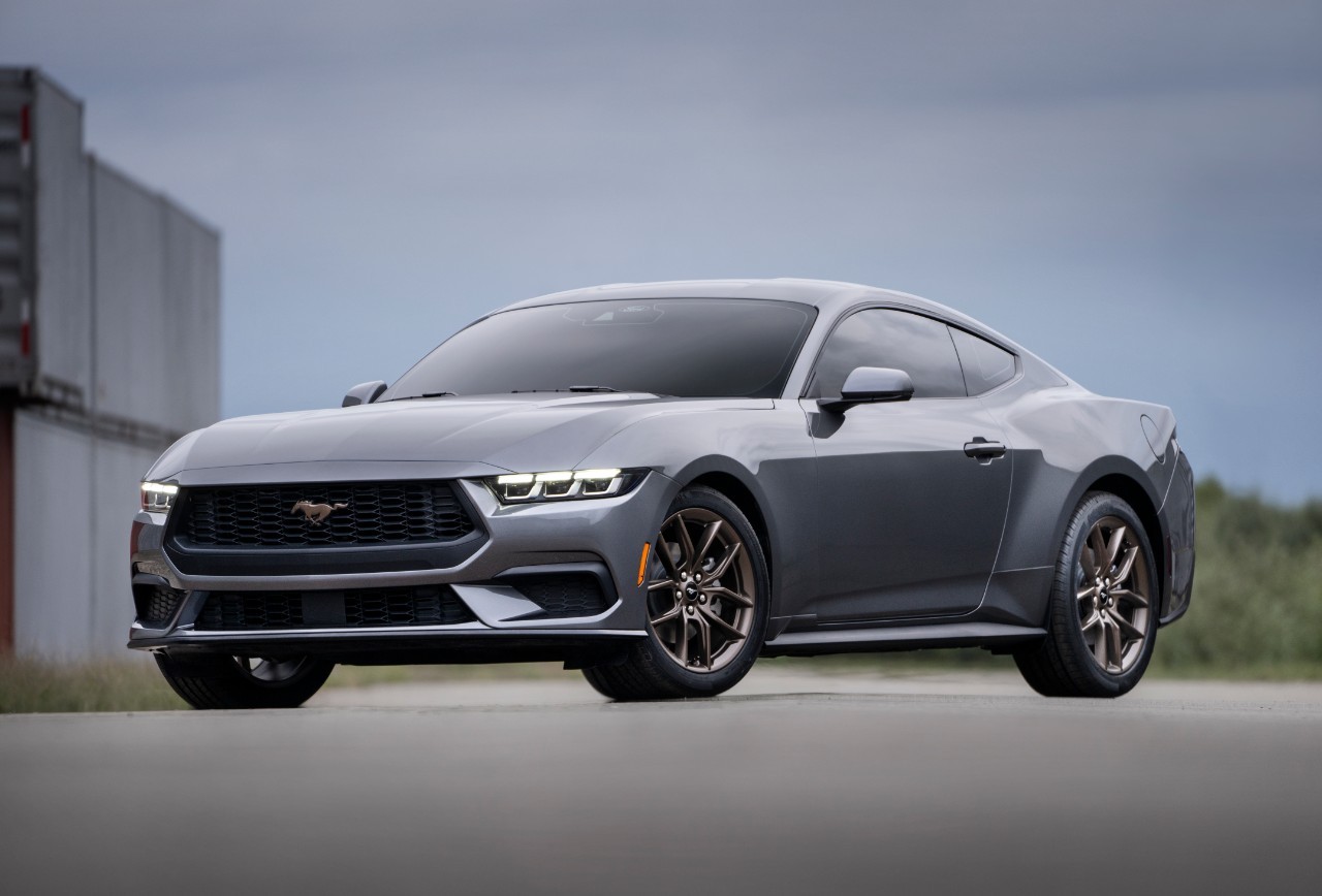 Ford comemora alta de 40% nas vendas no Brasil e prepara chegada do novo Mustang