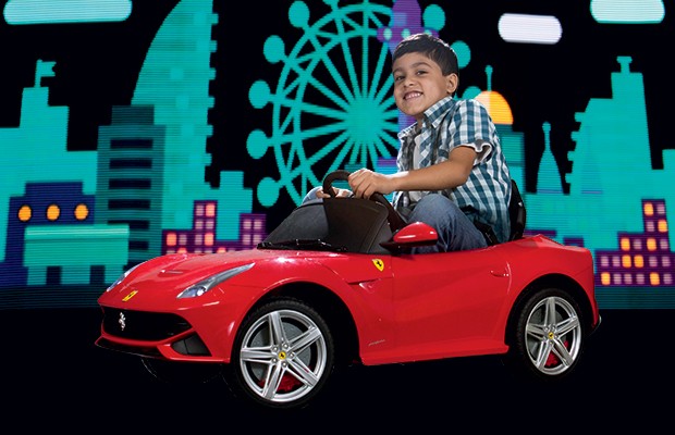 Ferrari 458 Itália Fabricante: Dorel Preço: R$ 2.199 Peso: 11 kg Velocidade máxima: 4 km/h Ponto positivo: câmbio com três marchas (D1, D2 e ré); entrada para cabo auxiliar Ponto negativo: para-brisas difícil de encaixar