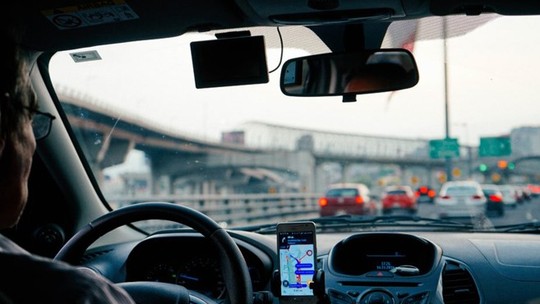 Projeto de Lei quer liberar FGTS para compra de carro por motorista de app