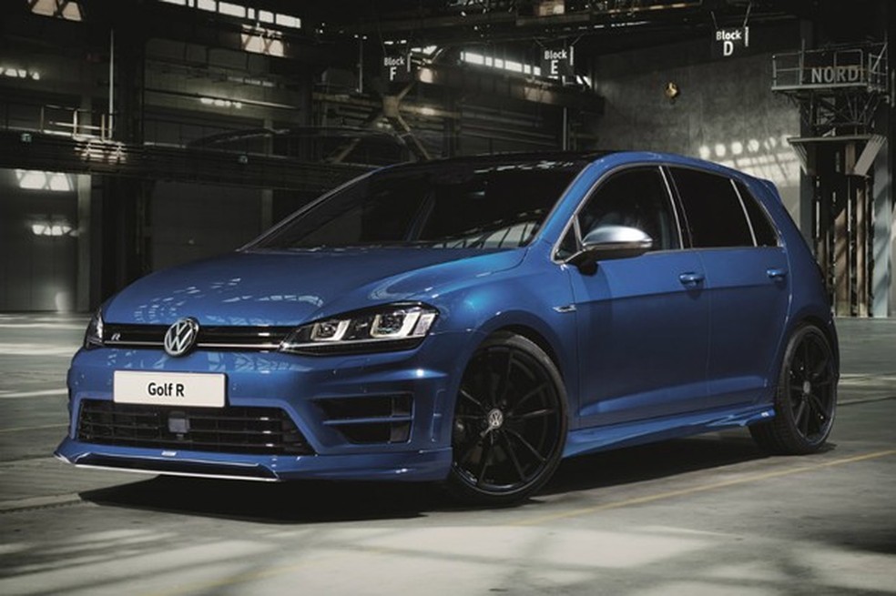 Golf R também recebeu o pacote de personalização, pena que não vem para o Brasil (Foto: Divulgação) — Foto: Auto Esporte