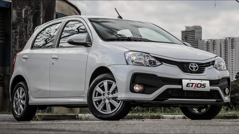 Toyota Etios saiu de cena para dar espaço ao Corolla Cross na linha de produção — Foto: Divulgação