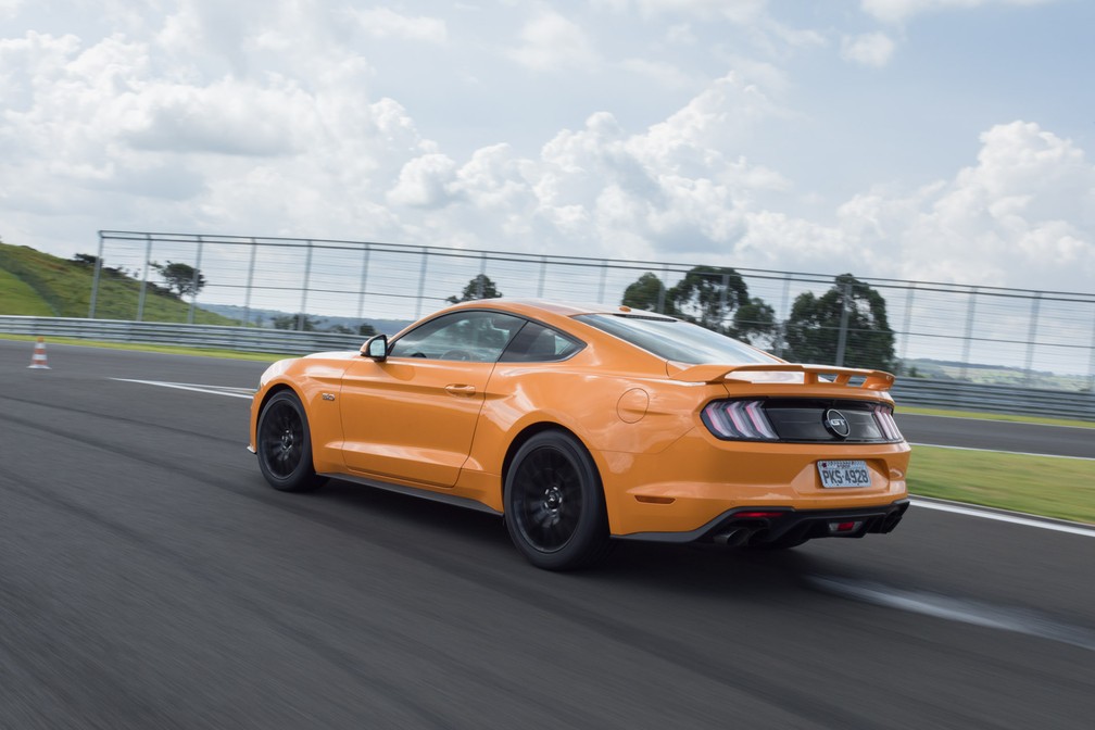 Ford Mustang 2018 — Foto: Marcelo Brandt/G1