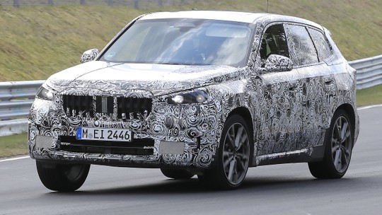 Flagra: novo BMW X1 pode abrir mão de dianteira polêmica