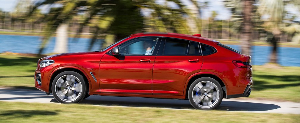 BMW X4 M40 — Foto: Divulgação
