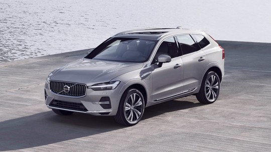 Volvo XC60 passa por leve facelift, fica ainda mais seguro e recebe novas tecnologias na Europa