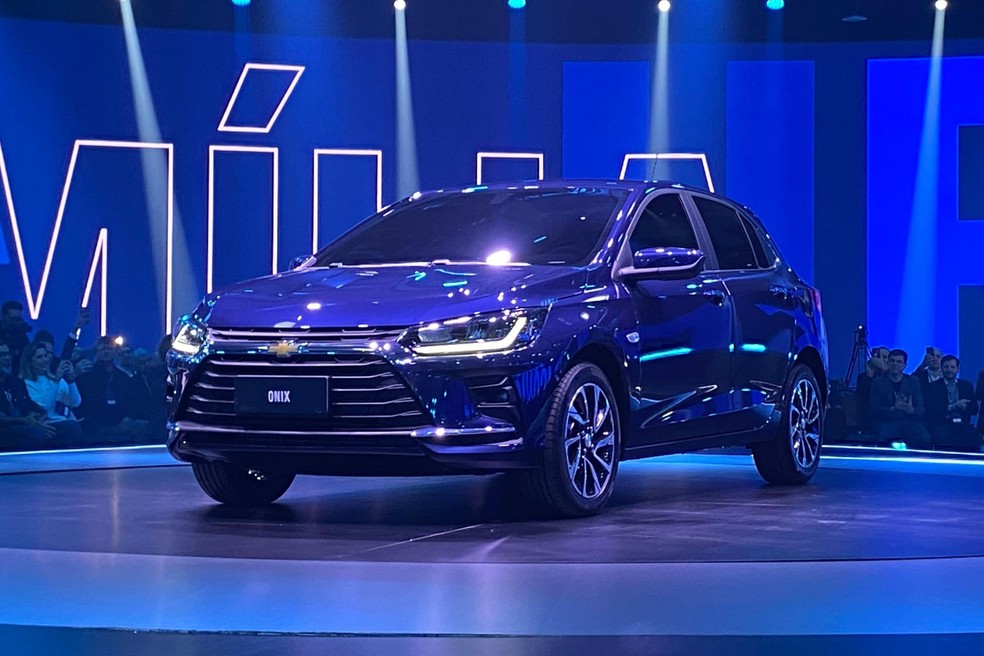 Chevrolet Onix 2026 estreia novo visual  Foto: Andr Schaun/Autoesporte