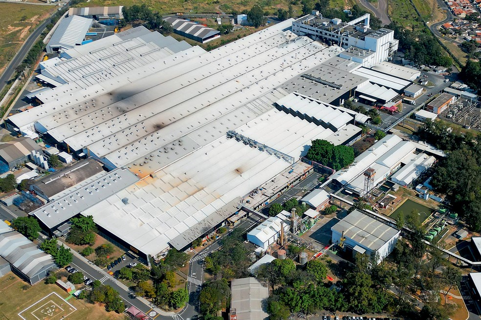 No Brasil, a Pirelli tem duas fábricas de pneus: uma em Campinas (SP) e outra em Feira de Santana (BA) — Foto: Nick Dimbleby