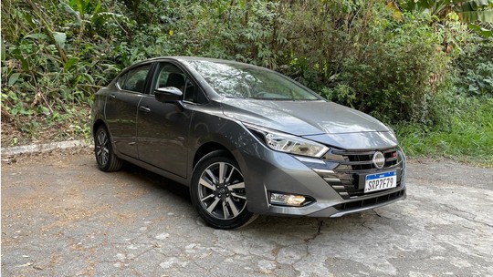 Teste: Nissan Versa SR 2025 vai além das perfumarias? Descobrimos