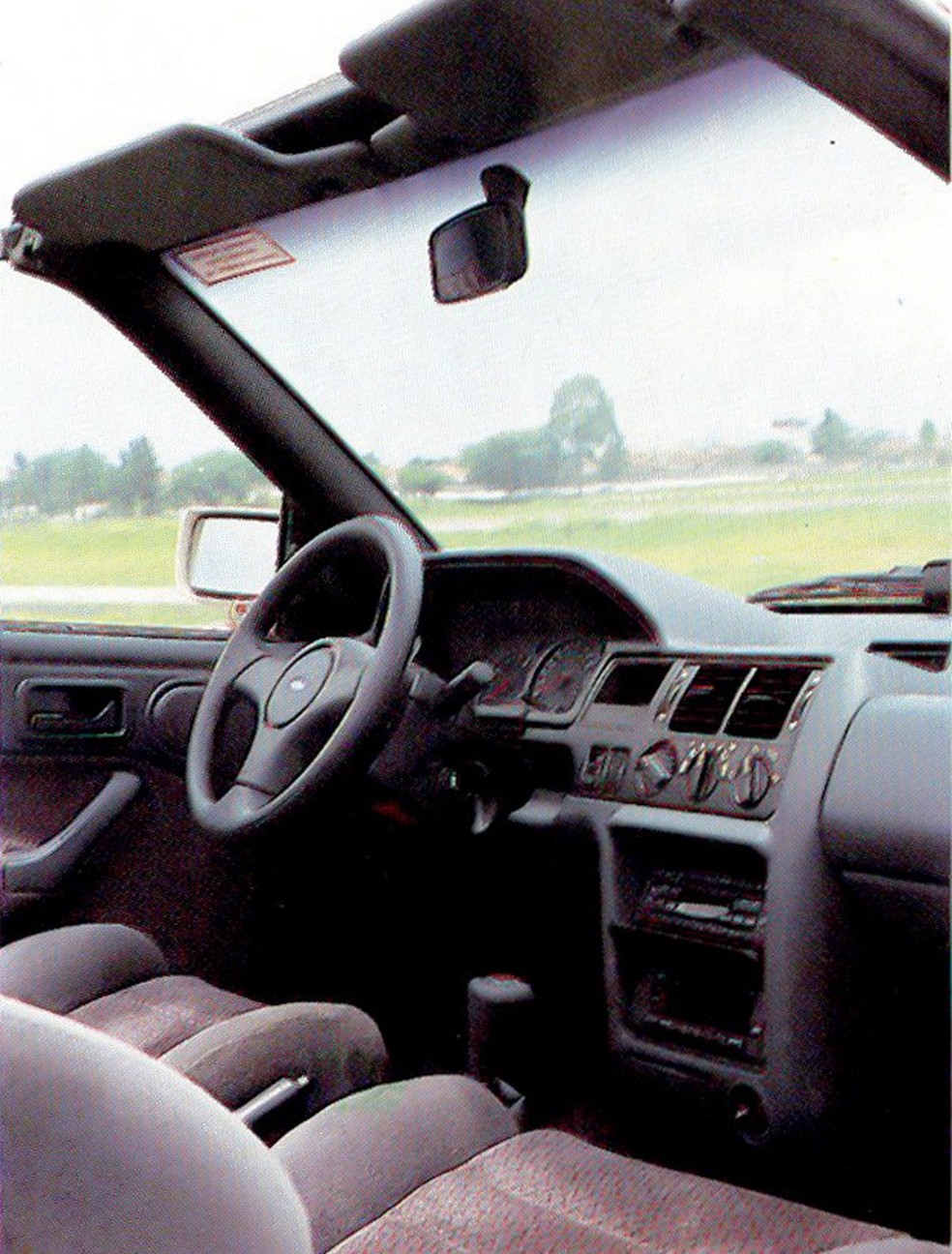 Ford Escort XR3 (Foto: Arquivo/Auto News Brasil) — Foto: Auto Esporte
