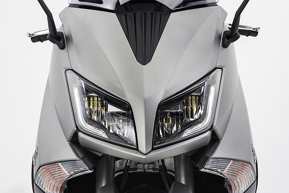 Yamaha T-Max 2016