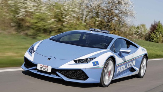 Polícia italiana usa Lamborghini Huracán para transportar órgão de doador e bate recorde de velocidade