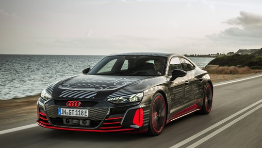 Audi RS e-tron GT chega ao Brasil em 2021 com 700 cv e vai brigar com o Porsche Taycan