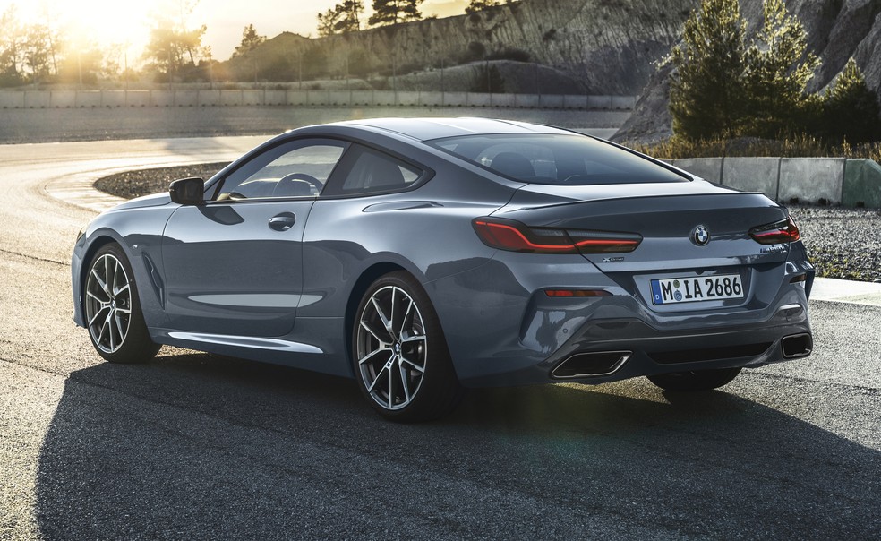 BMW Série 8 Coupe — Foto: Divulgação