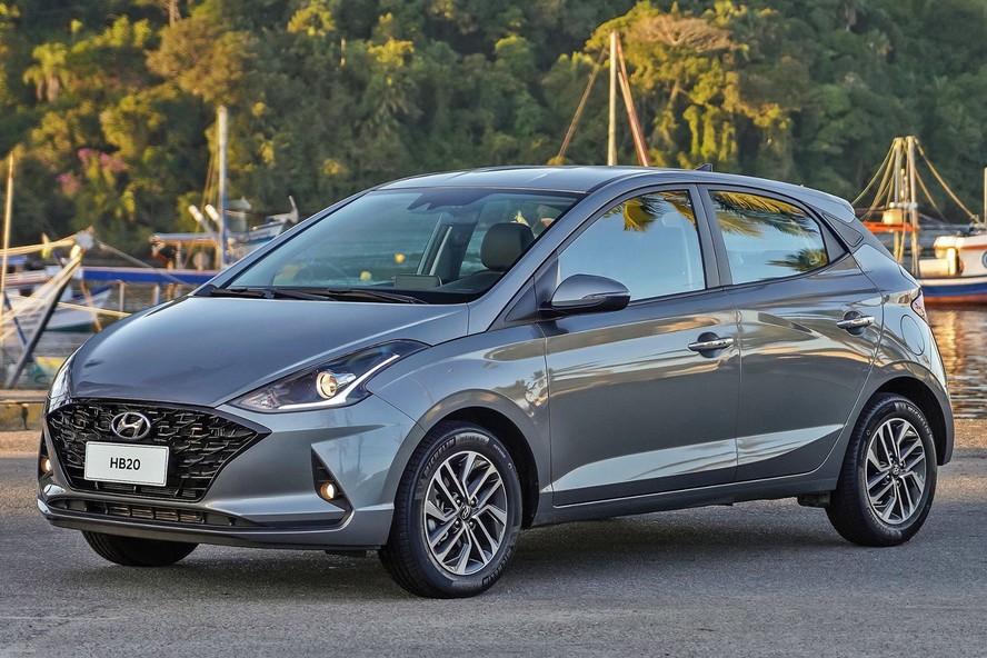 Carros populares usados: 6 modelos baratos para comprar em 2025