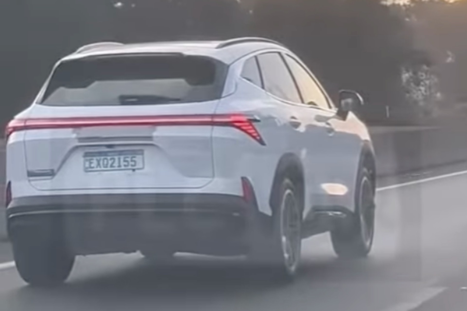 Flagra: Chery testa SUV médio e prepara chegada de mais uma marca ao Brasil