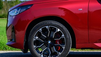 BMW X3 M50 xDrive roda — Foto: Divulgação/BMW
