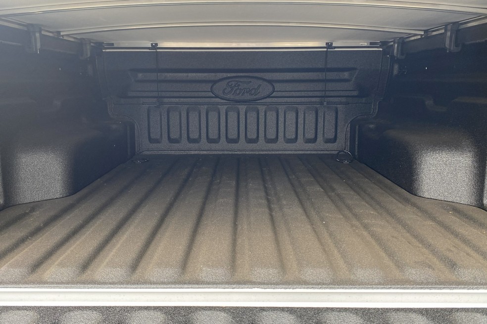 Ford Maverick Tremor  vem com protetor de caçamba de série — Foto: André Schaun/Auto News Brasil
