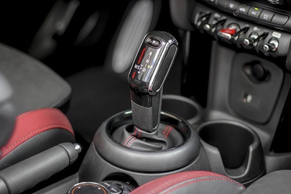 Mini John Cooper Works Conversível (Foto: Auto News Brasil) — Foto: Auto Esporte