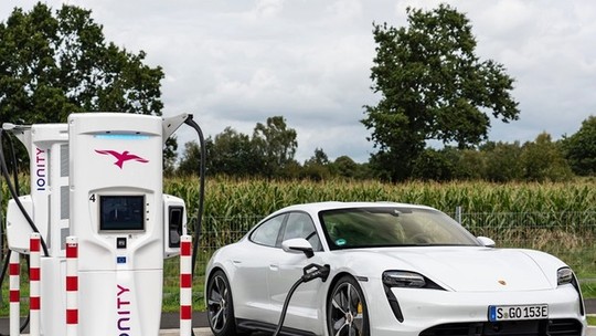 Como funciona um carro elétrico? 