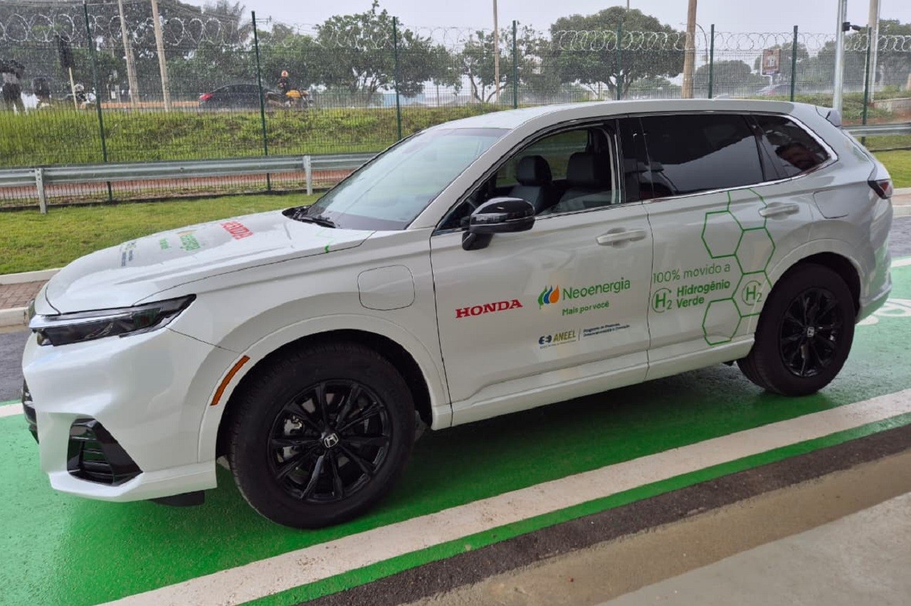Honda CR-V a hidrogênio é testado no Brasil com truque de híbrido plug-in