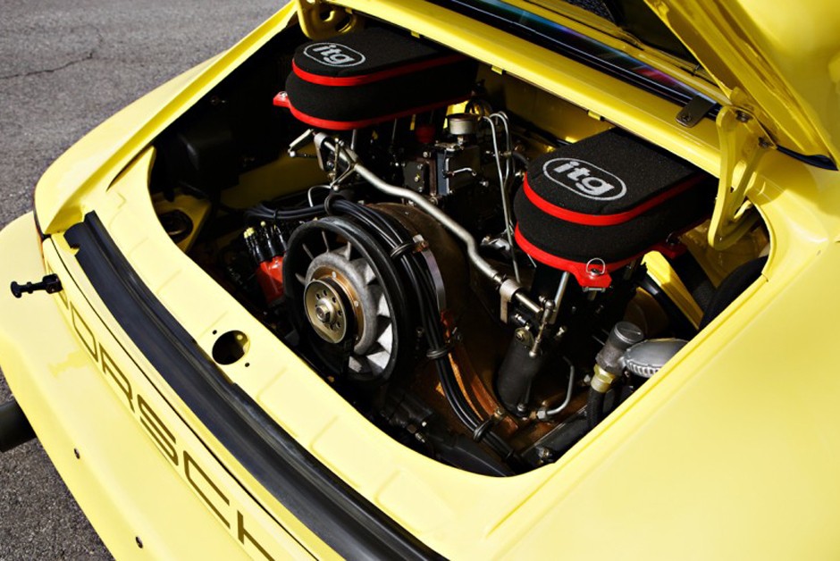 1974 Porsche 911 Carrera 3.0 IROC RSR