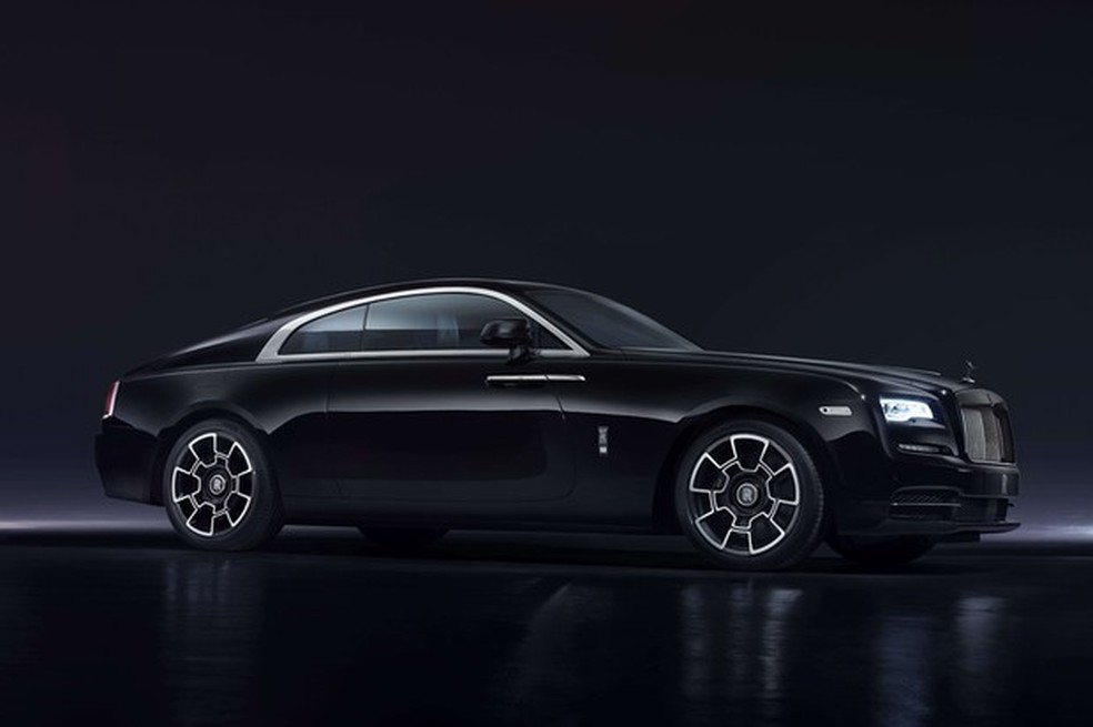 Rolls-Royce Wraith Black Badge 2017 (Foto: Divulgação) — Foto: Auto Esporte