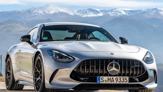 Novo Mercedes-AMG GT estreia como carro mais rápido da marca no Brasil