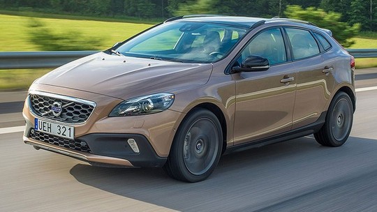 Volvo V40 Cross Country chega a partir de R$141.500