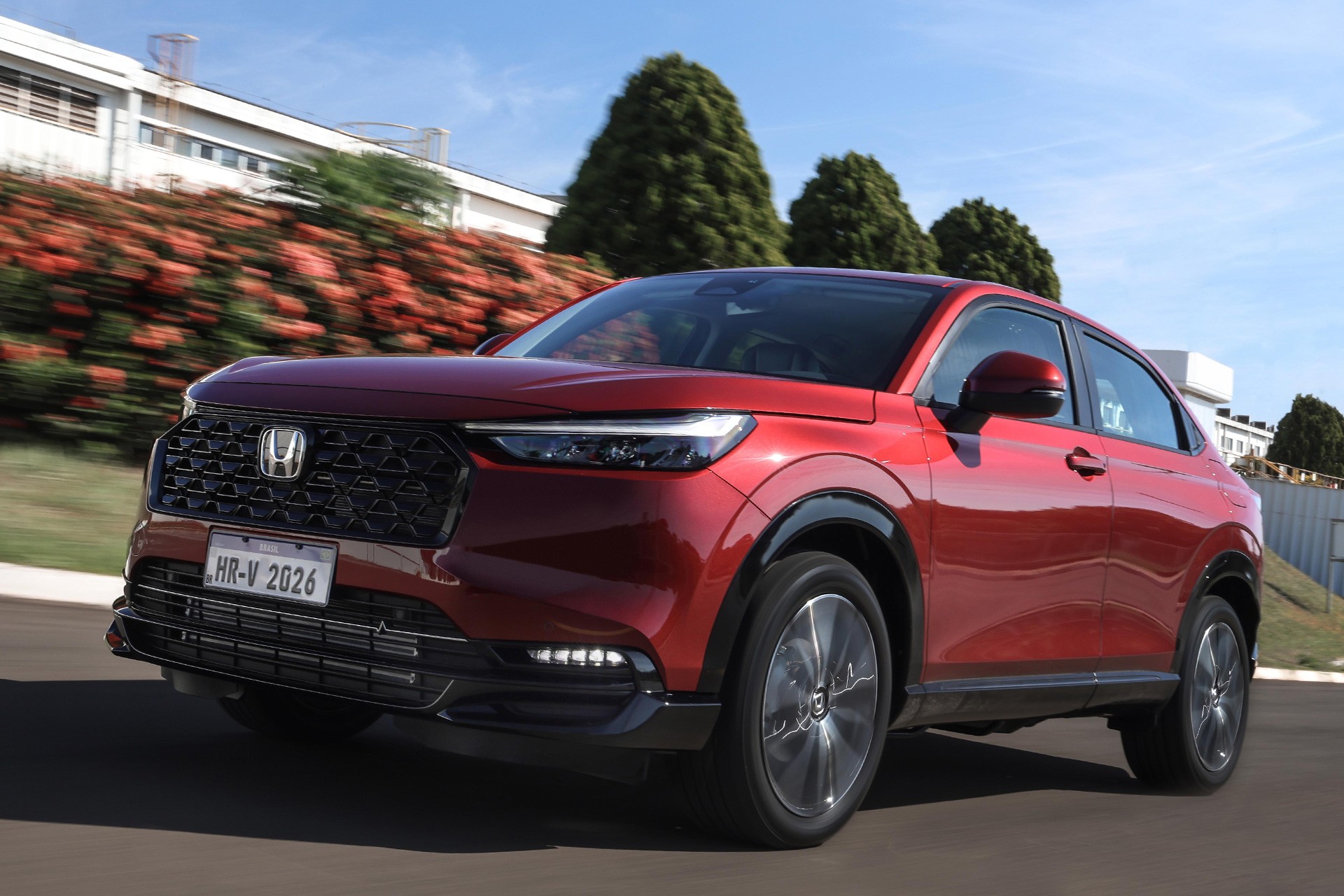 Teste: Honda HR-V 2026 justifica ser o SUV compacto mais caro do Brasil?