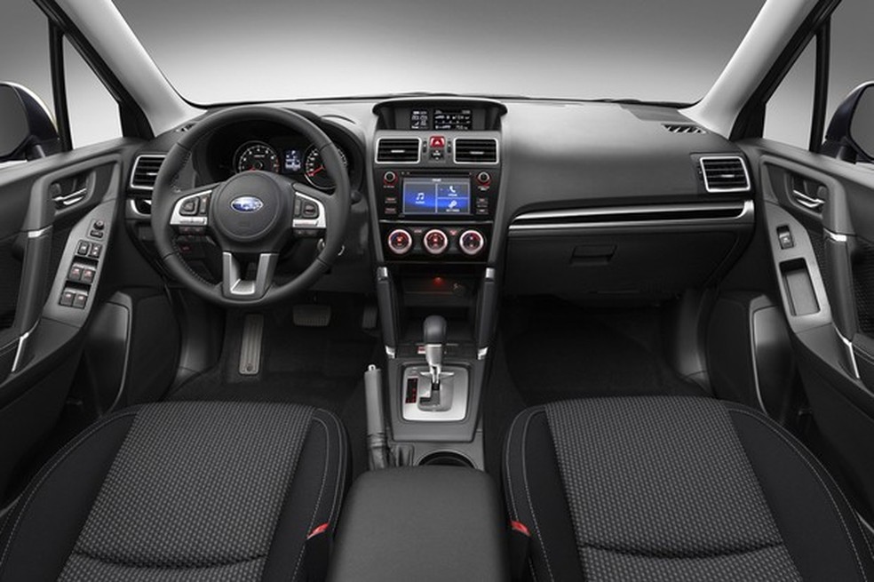 Subaru Forester L (Foto: Divulgação) — Foto: Auto Esporte