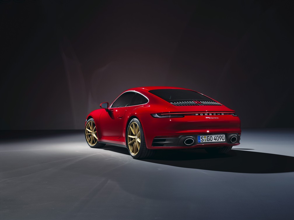 Porsche 911 Carrera — Foto: Divulgação